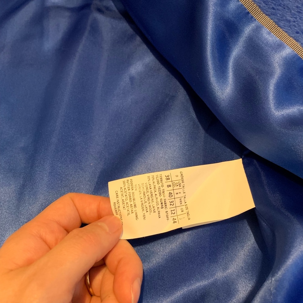 Coat - Picture 4 of 6
